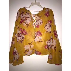 Wide sleeve sheer floral top